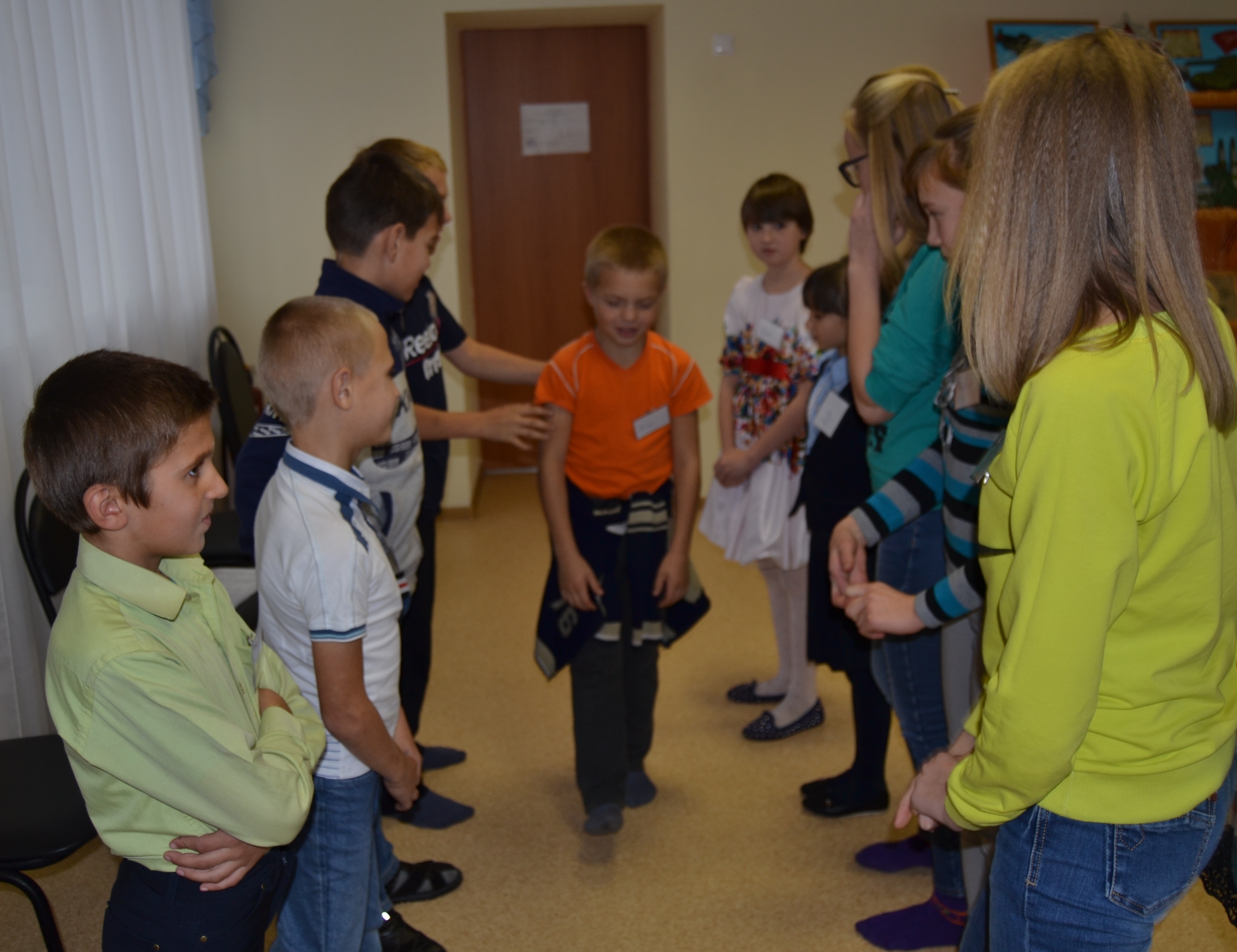 «Взять под контроль стихию детских эмоций».  В Прокопьевском районе прошел очередной психологический   тренинг для опекаемых детей.  